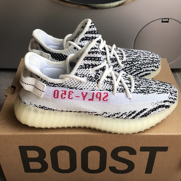 Yeezy Boost 350 V2